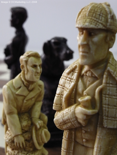 Sherlock Holmes Plain Theme Chess Set